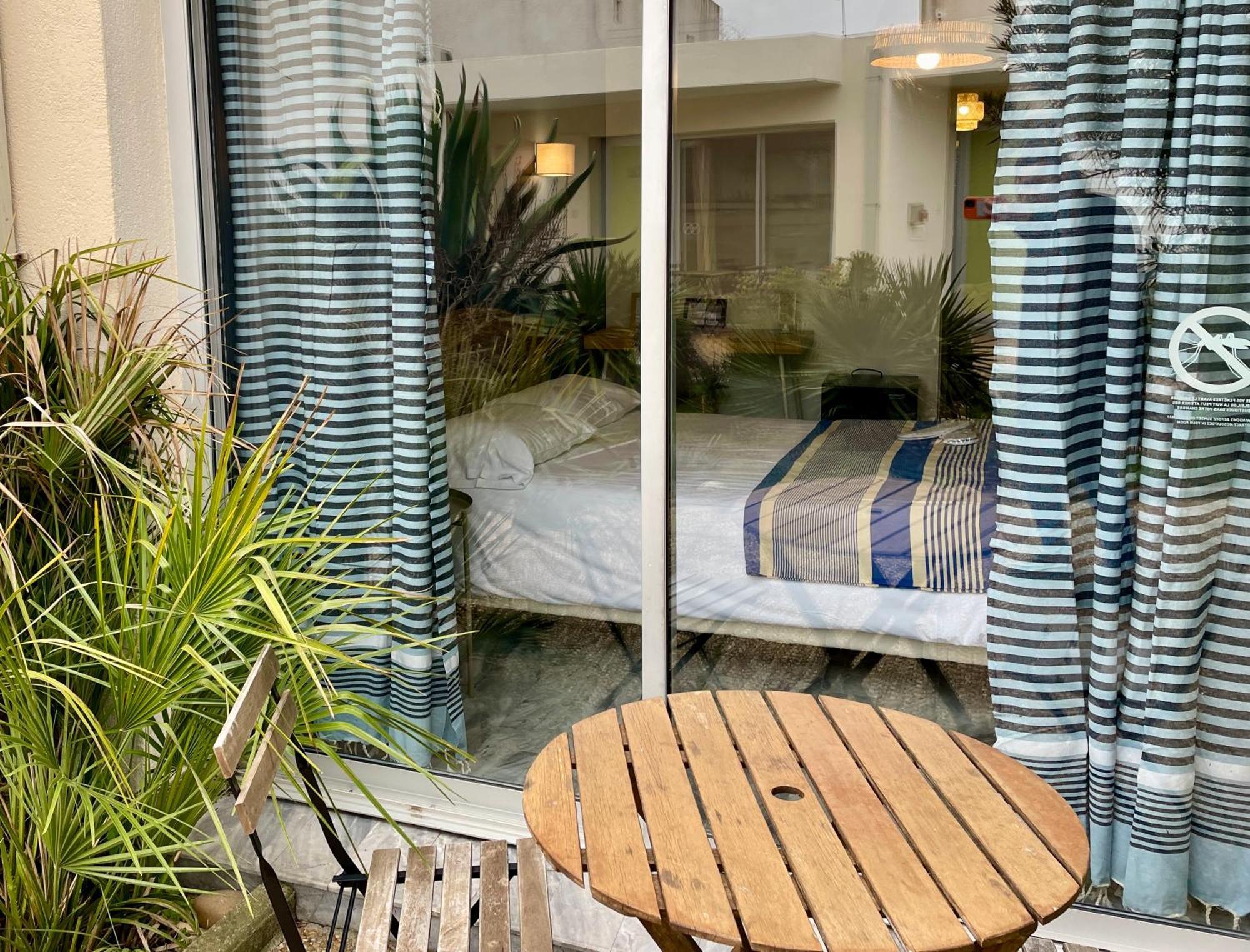 Amerique Hotel Palavas - Piscine - Plage Εξωτερικό φωτογραφία