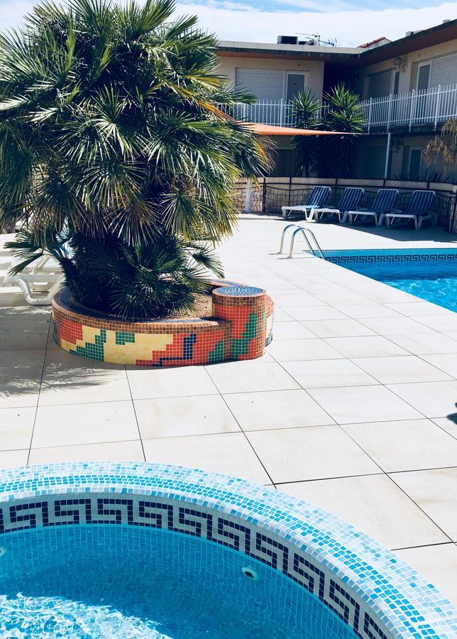 Amerique Hotel Palavas - Piscine - Plage Εξωτερικό φωτογραφία